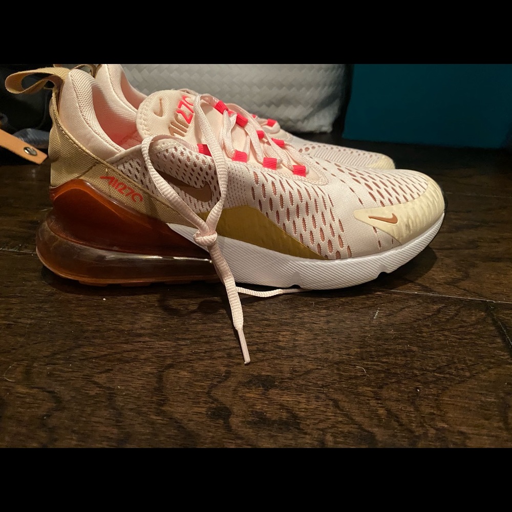 Nike Air Max 270